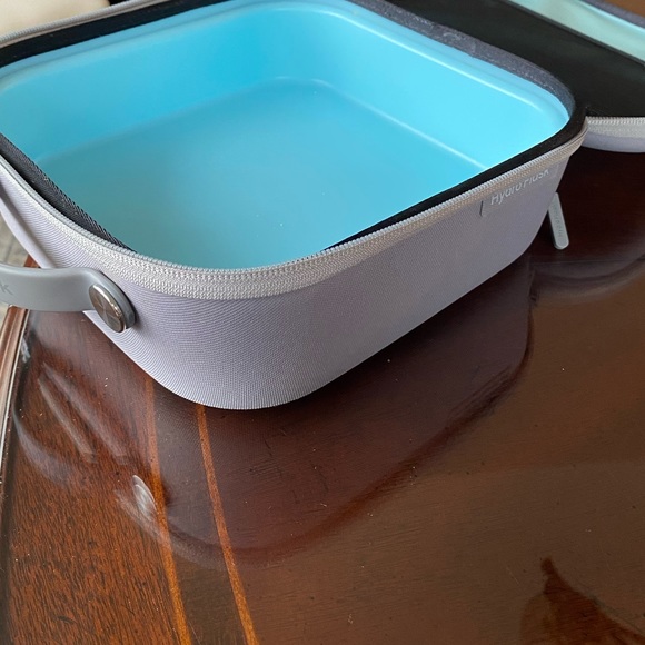 Hydro Flask Insulated Lunch Box - Picture 5 of 5